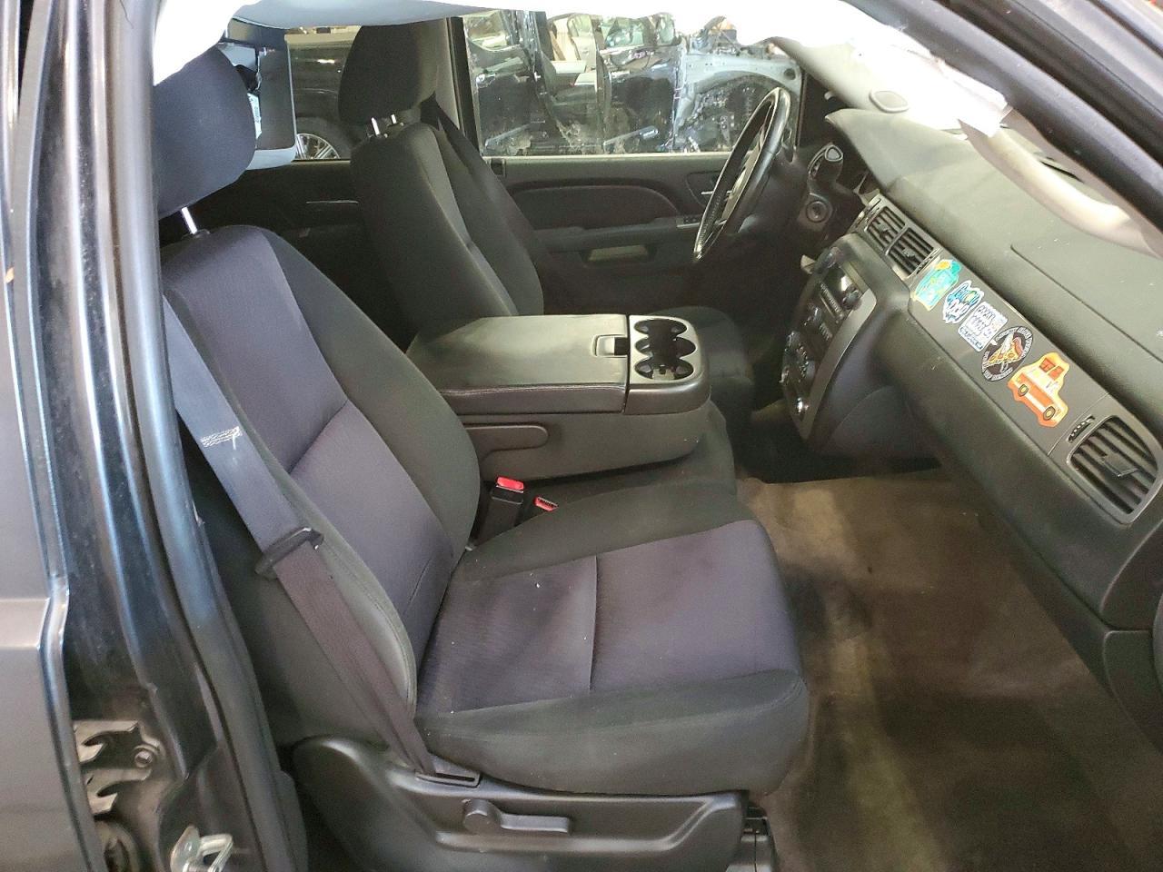 2010 Chevrolet Suburban C1500 Ls - Фото 7