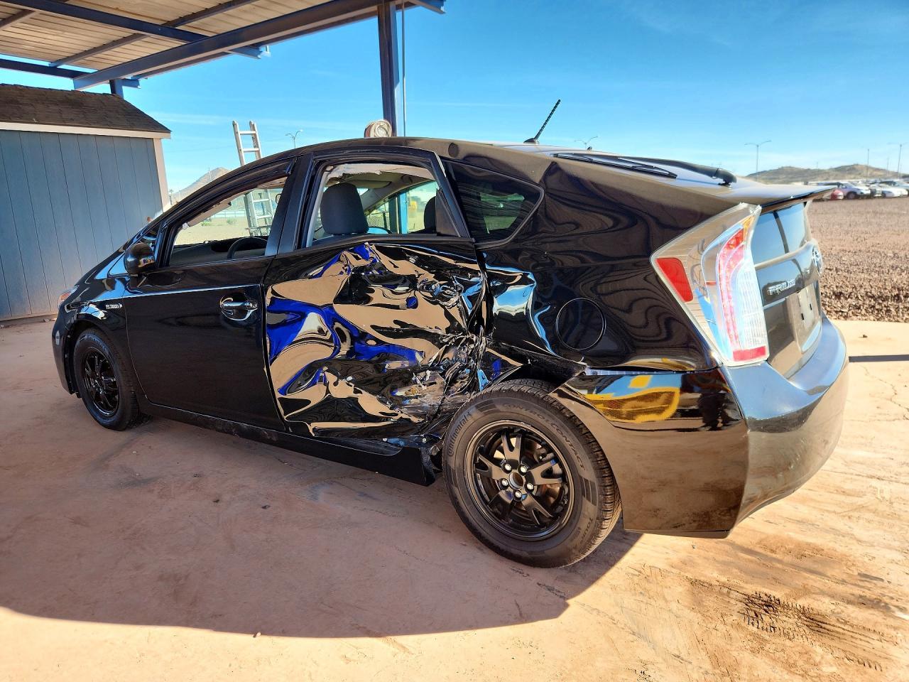 2015 Toyota Prius Two - Фото 2