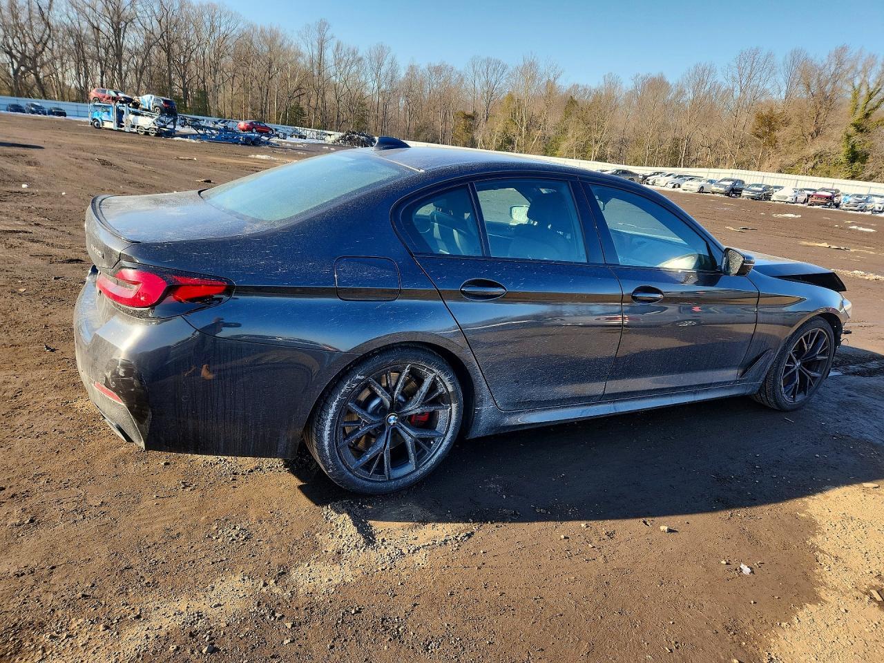 2022 BMW Motorrad M550Xi - Image 3