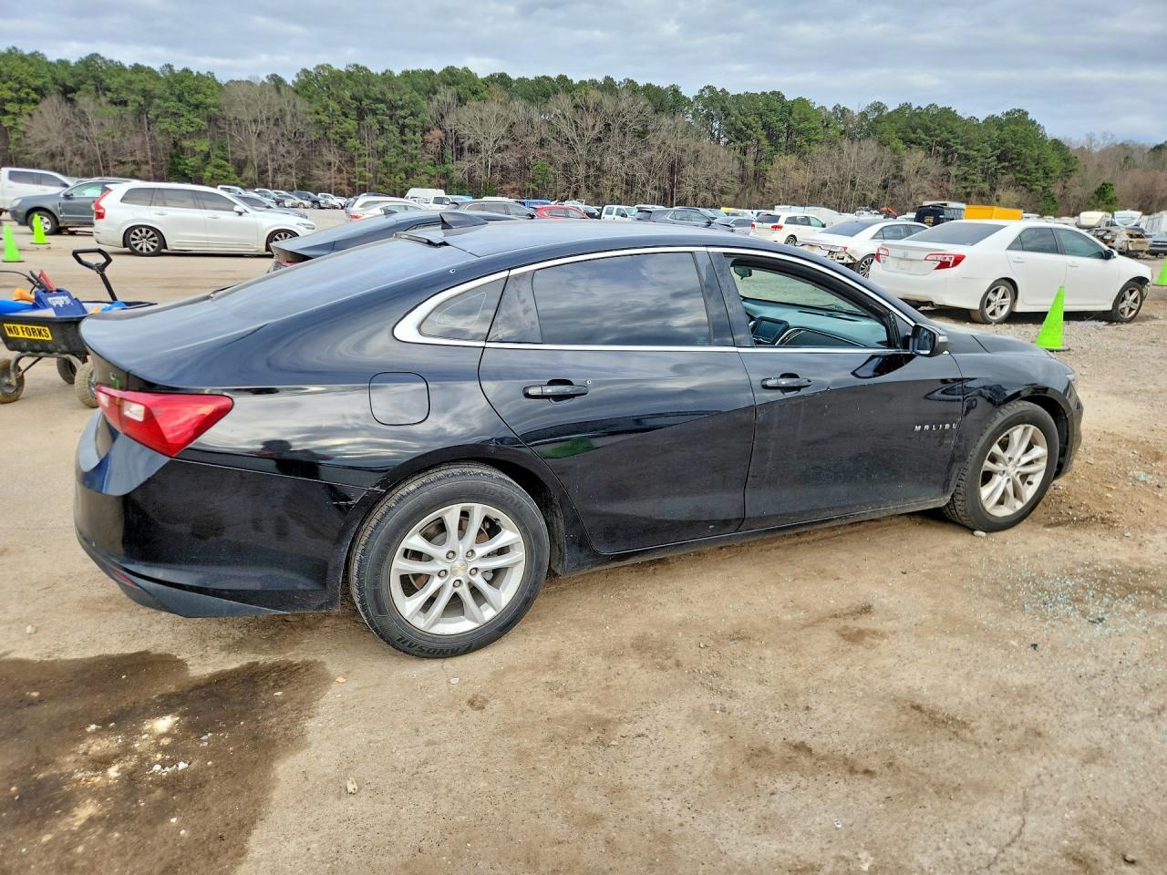 2018 Chevrolet Malibu Lt - Image 3