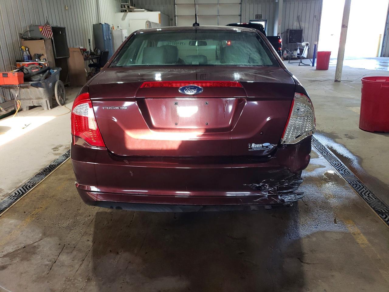 2012 Ford Fusion S - Фото 6