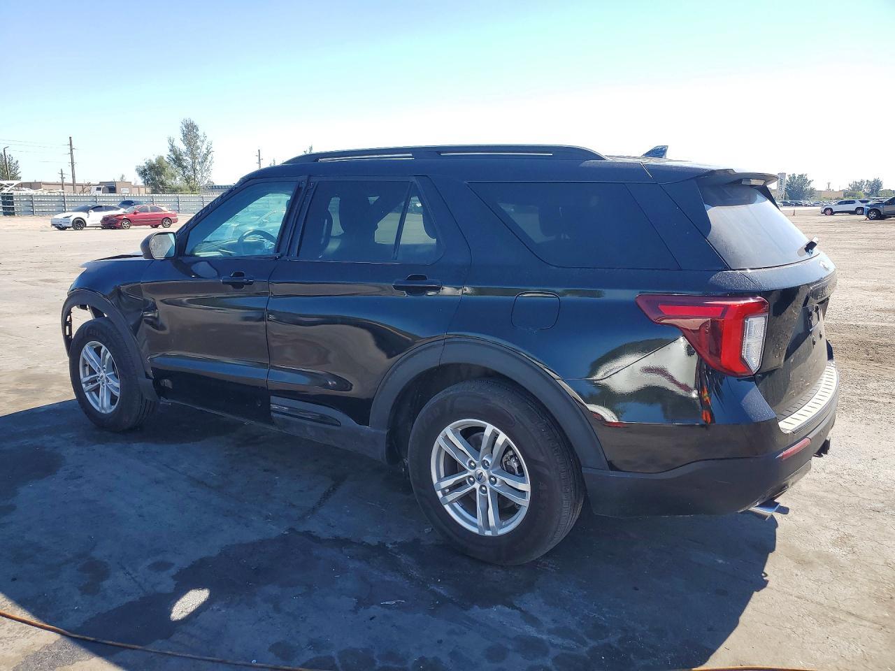 2022 Ford Explorer St-Line - Фото 2