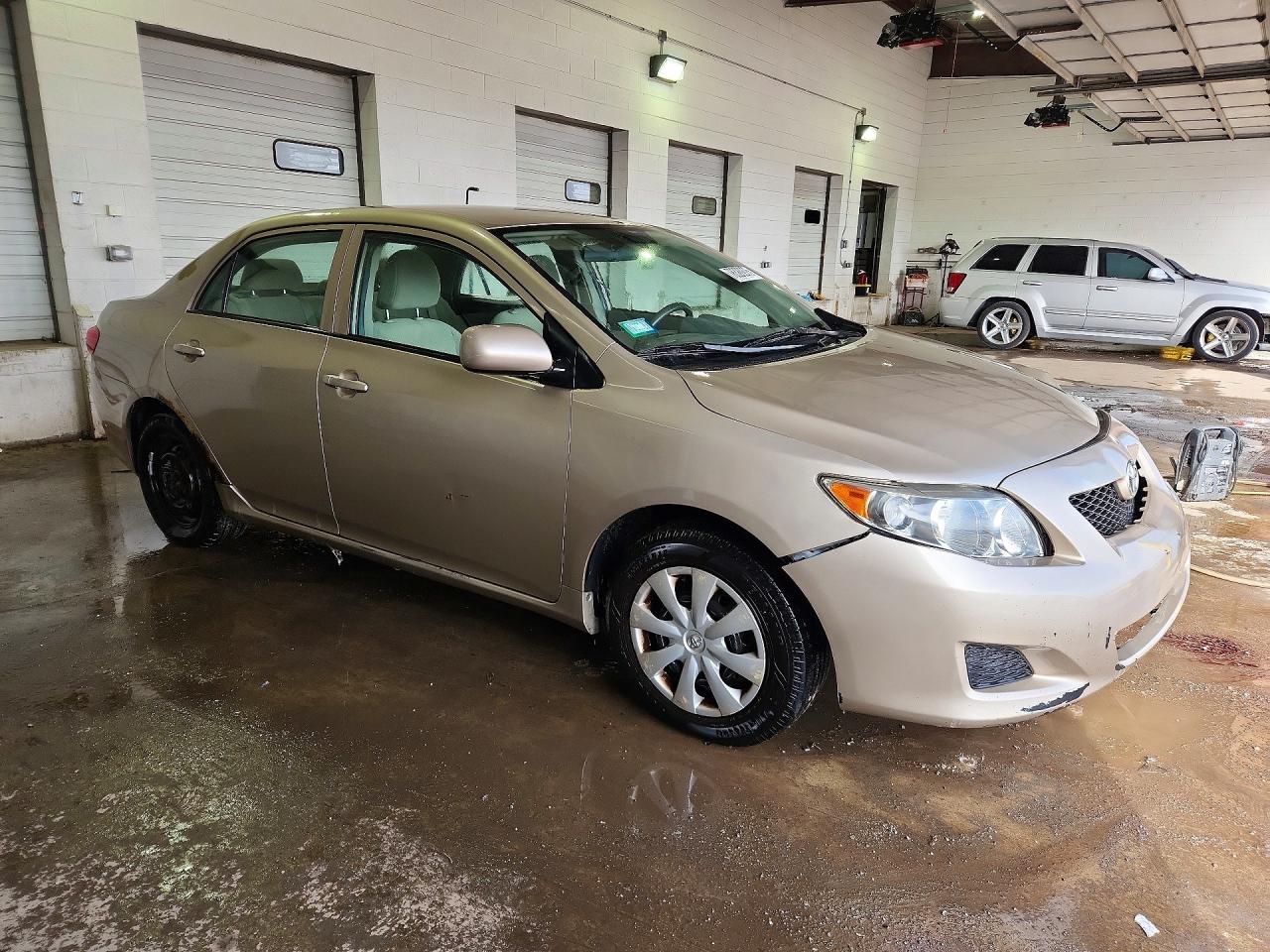 2010 Toyota Corolla Le - Image 4