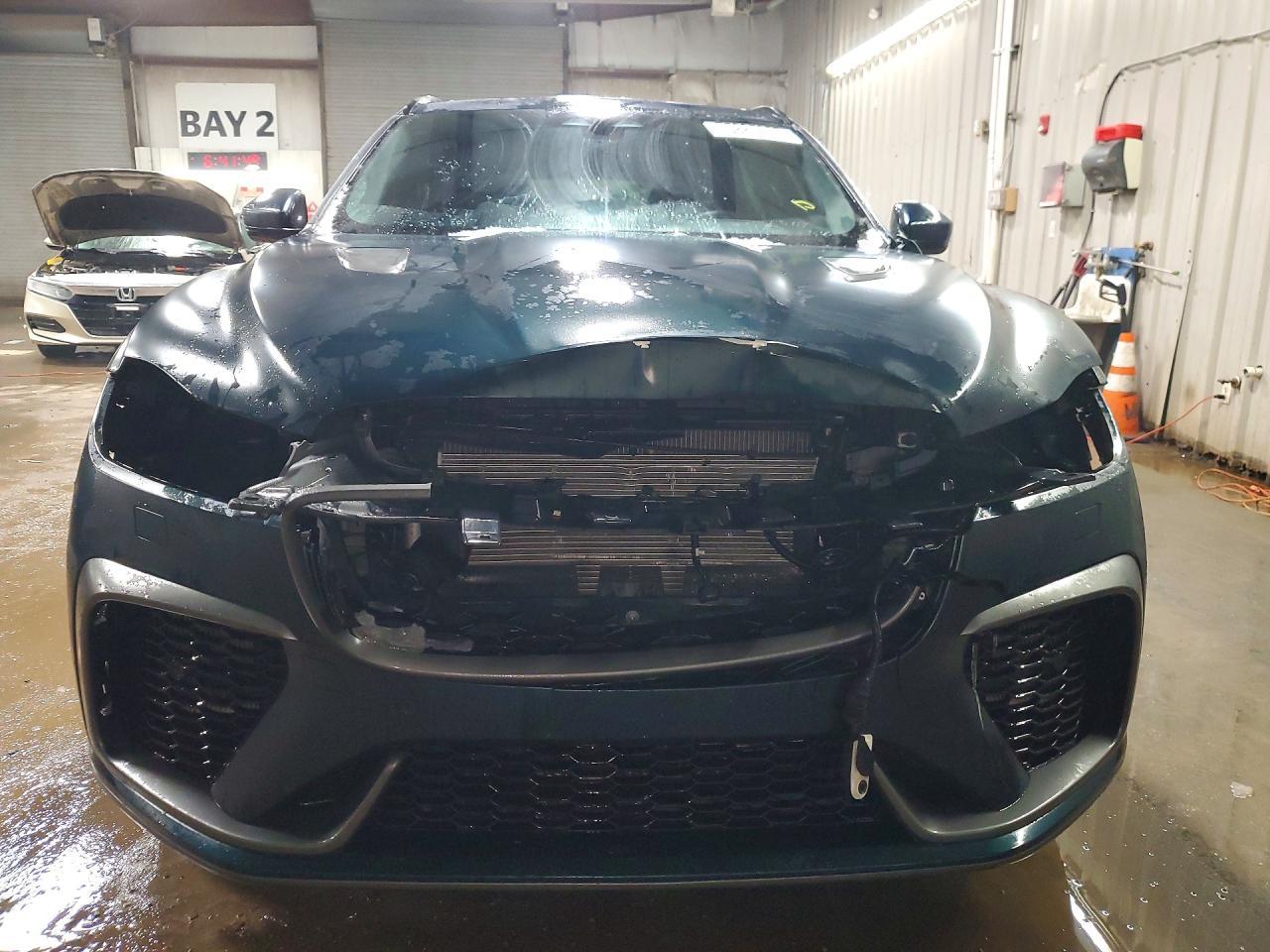 2021 Jaguar F-Pace Svr - Image 5