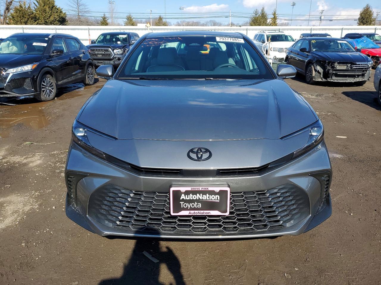2026 Toyota Camry Se - Image 5