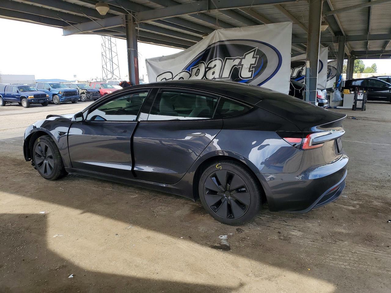 2024 Tesla Model 3 - Image 2