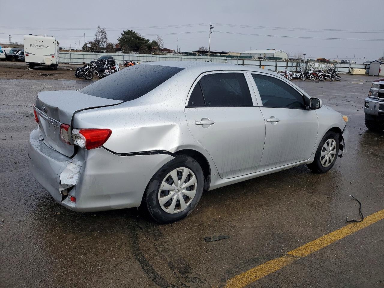 2013 Toyota Corolla - Фото 3
