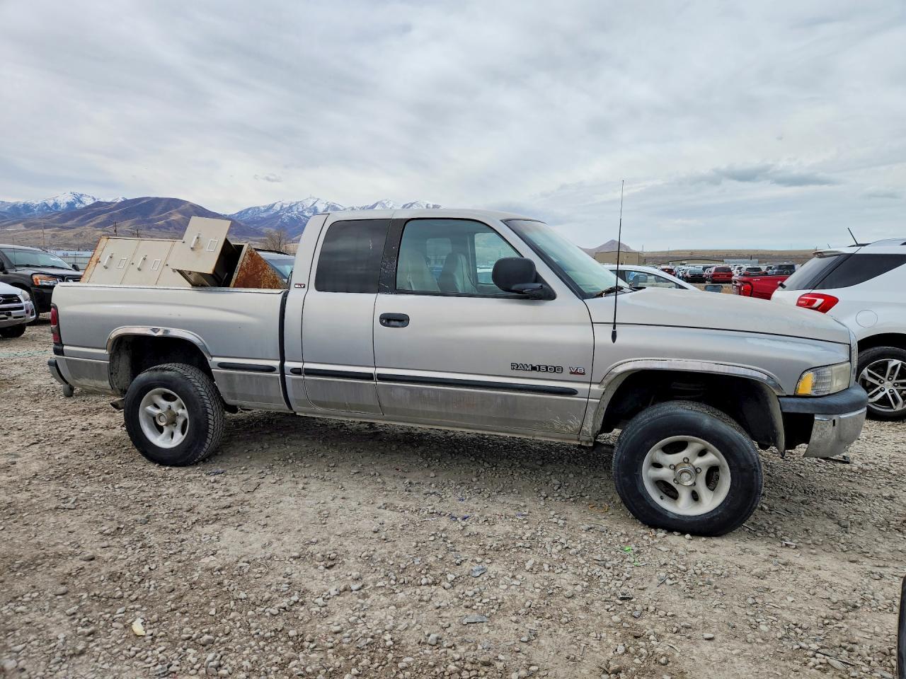 1998 Dodge Ram 1500 - Image 4