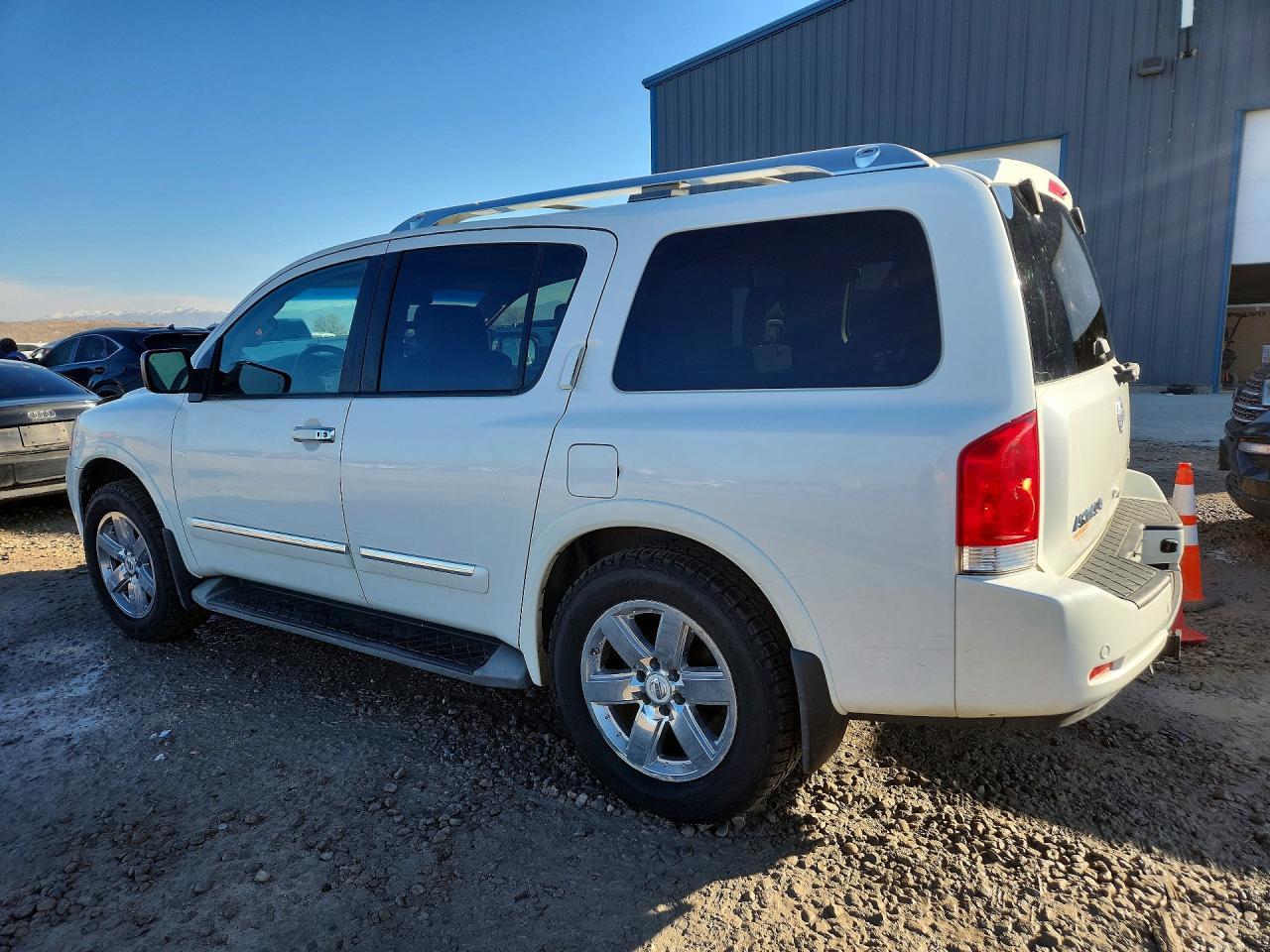2014 Nissan Armada Platinum - Фото 2