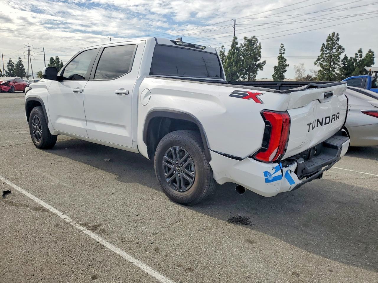 2025 Toyota Tundra Crewmax Sr - Фото 2