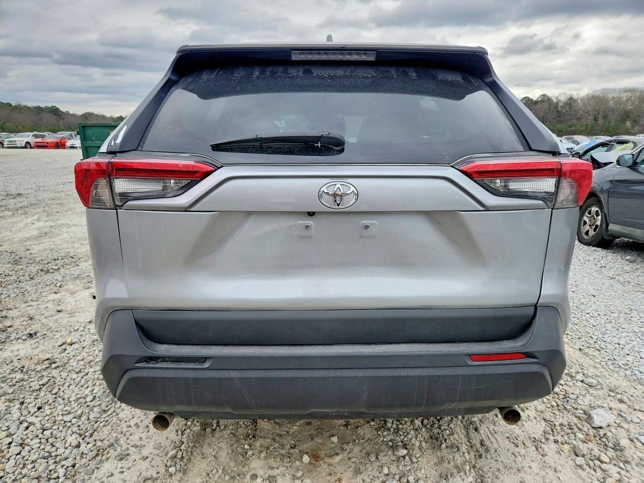 2024 Toyota Rav4 Le - Image 6