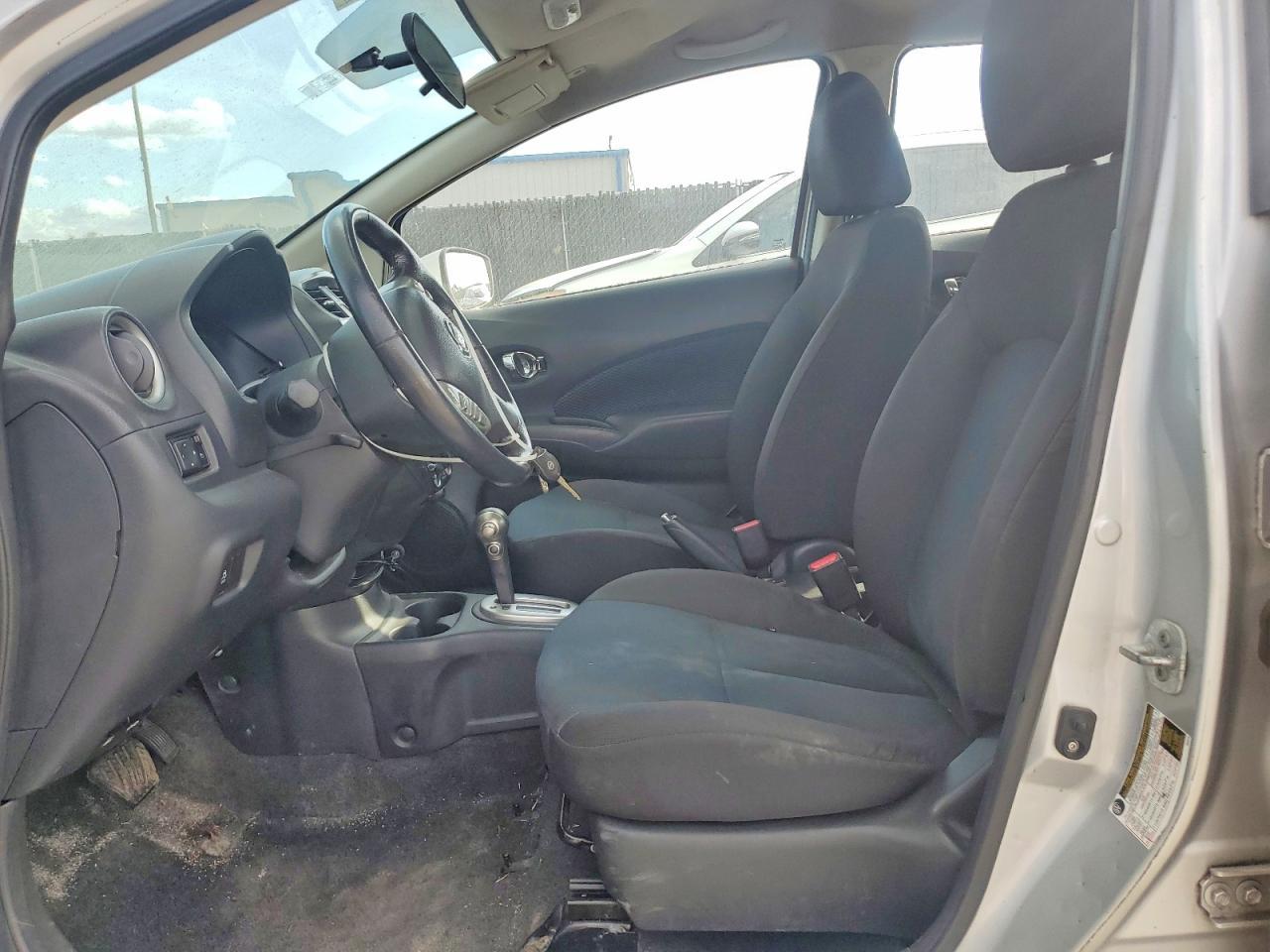 2015 Niss Versa Note S - Фото 7