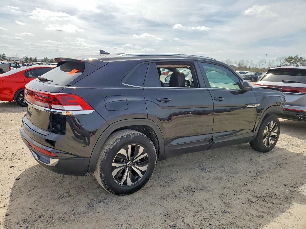 2024 Volkswagen Atlas Cross Sport Se - Фото 3