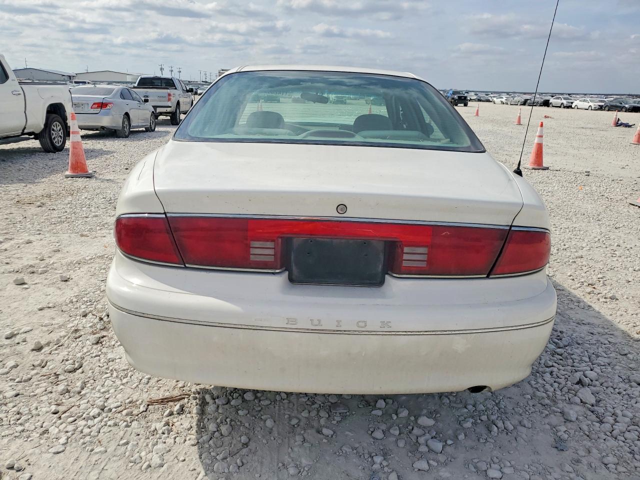 2003 Buick Century - Image 6