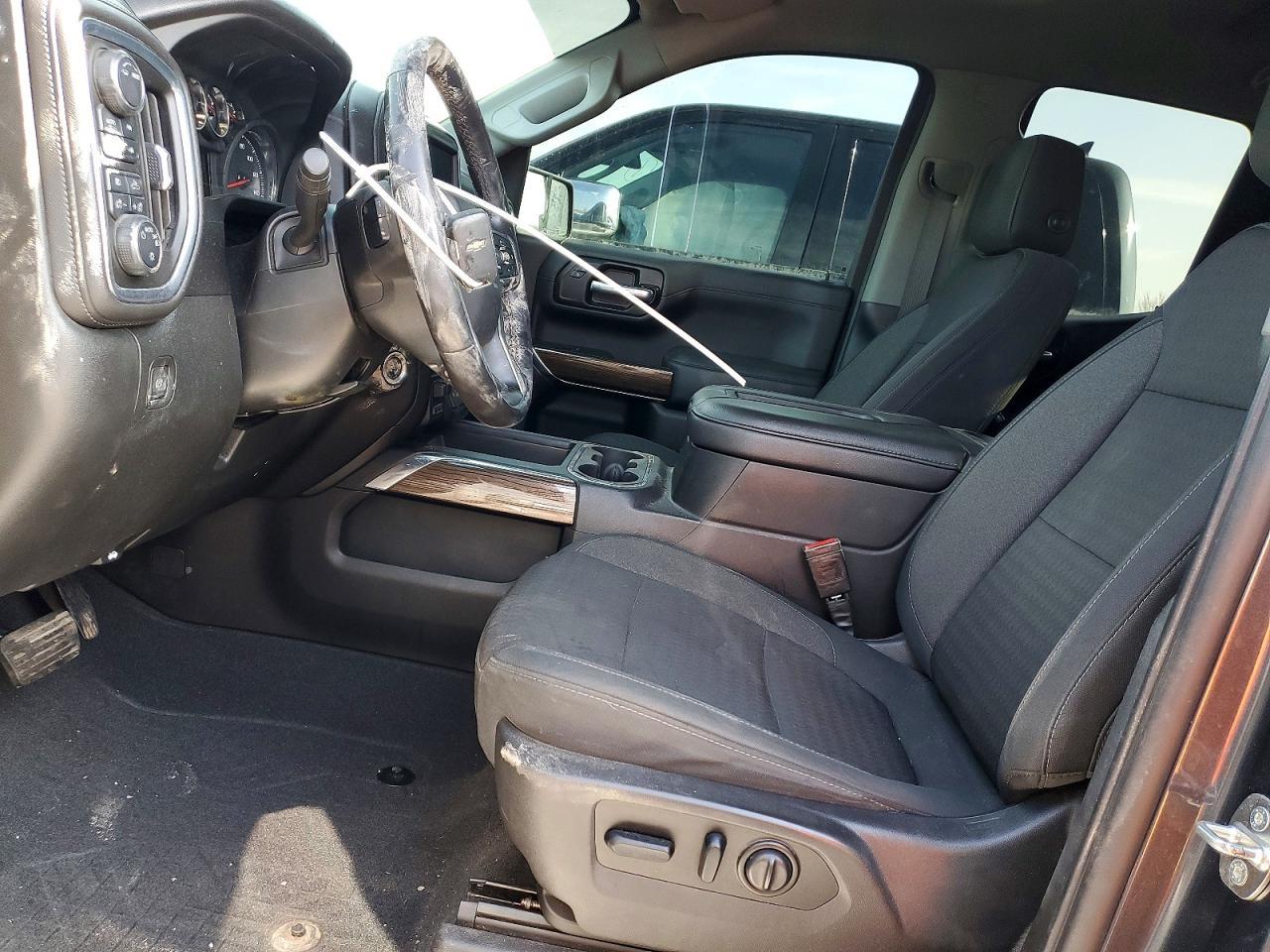 2020 Chevrolet Silverado K1500 Rst - Image 7