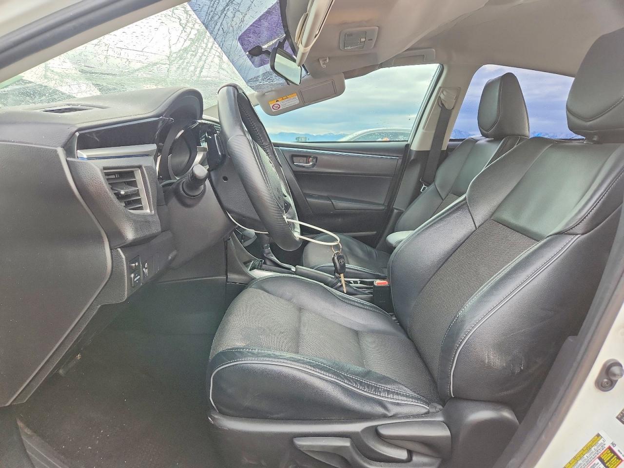 2015 Toyota Corolla S Plus - Фото 7