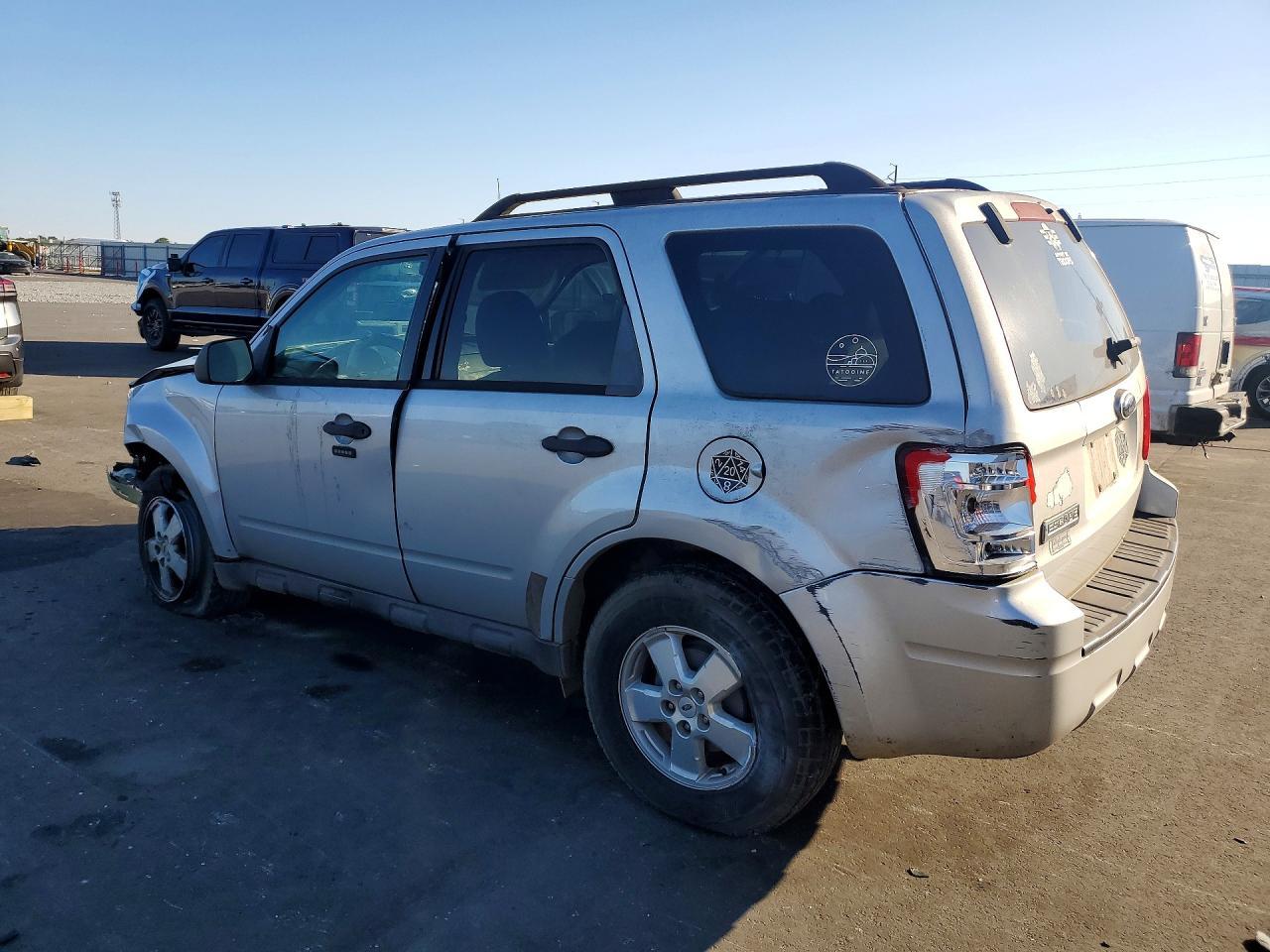 2009 Ford Escape Xlt - Фото 2
