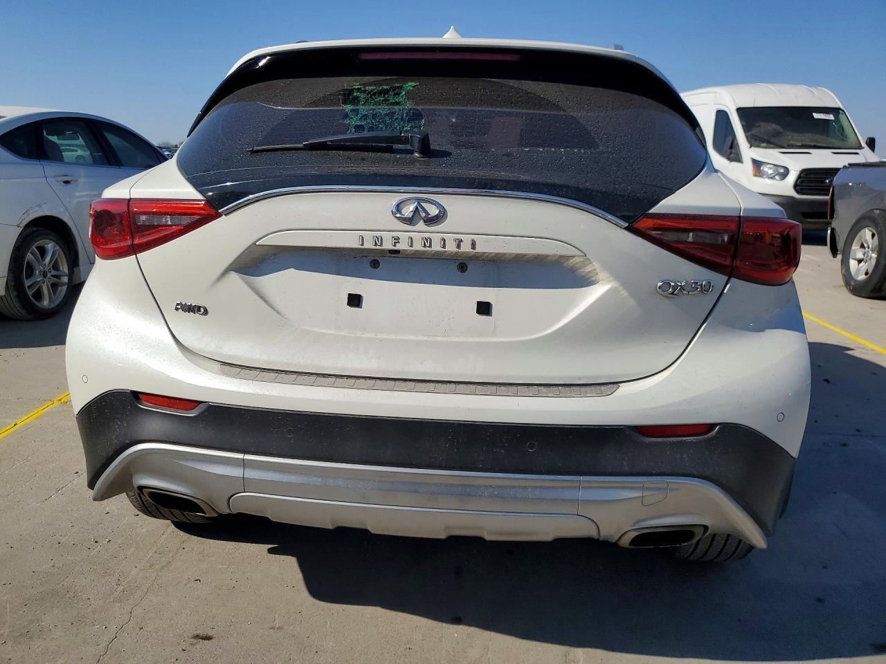 2018 Infiniti Qx30 Base - Фото 6