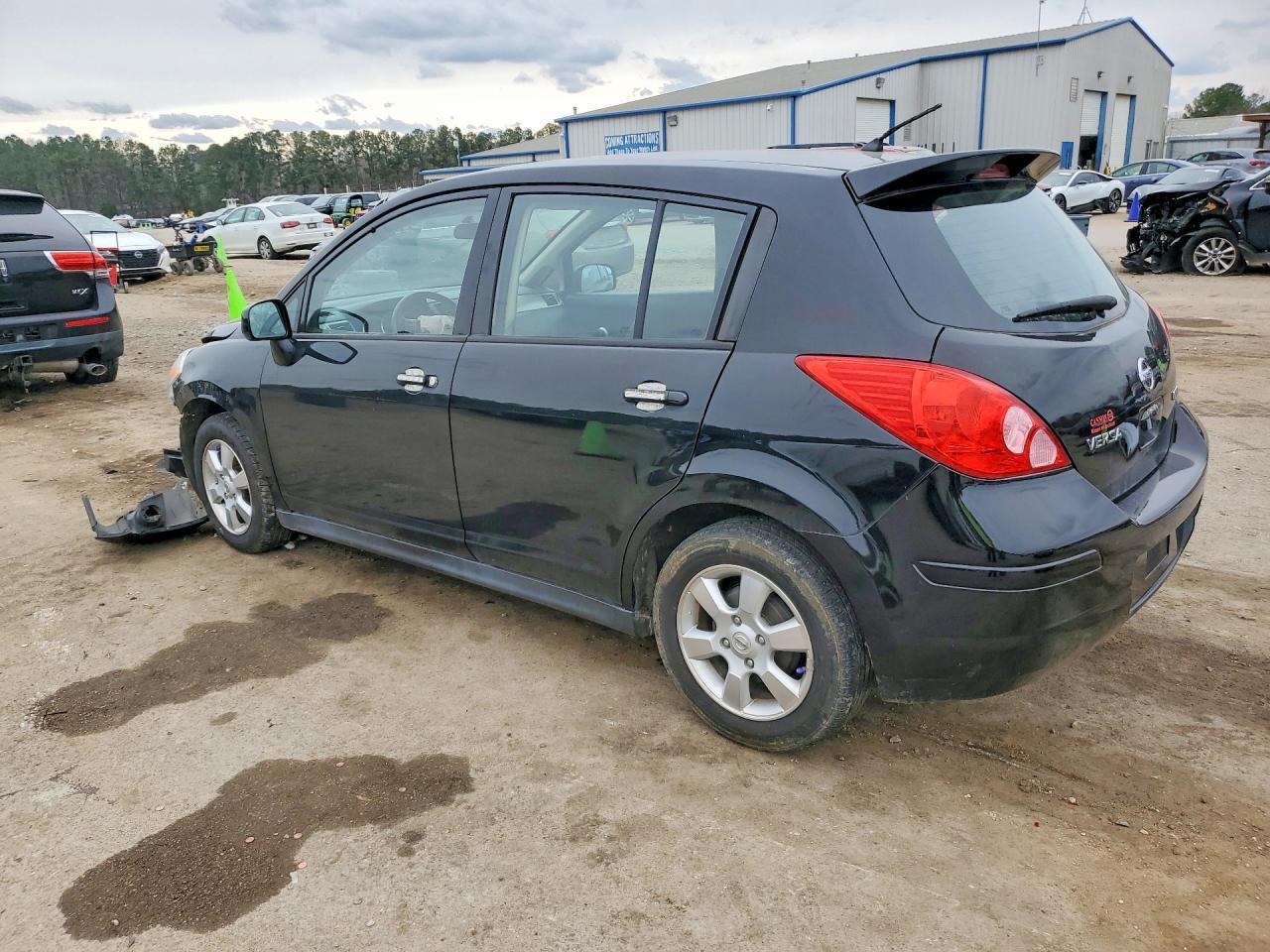 2012 Nissan Versa S - Image 2