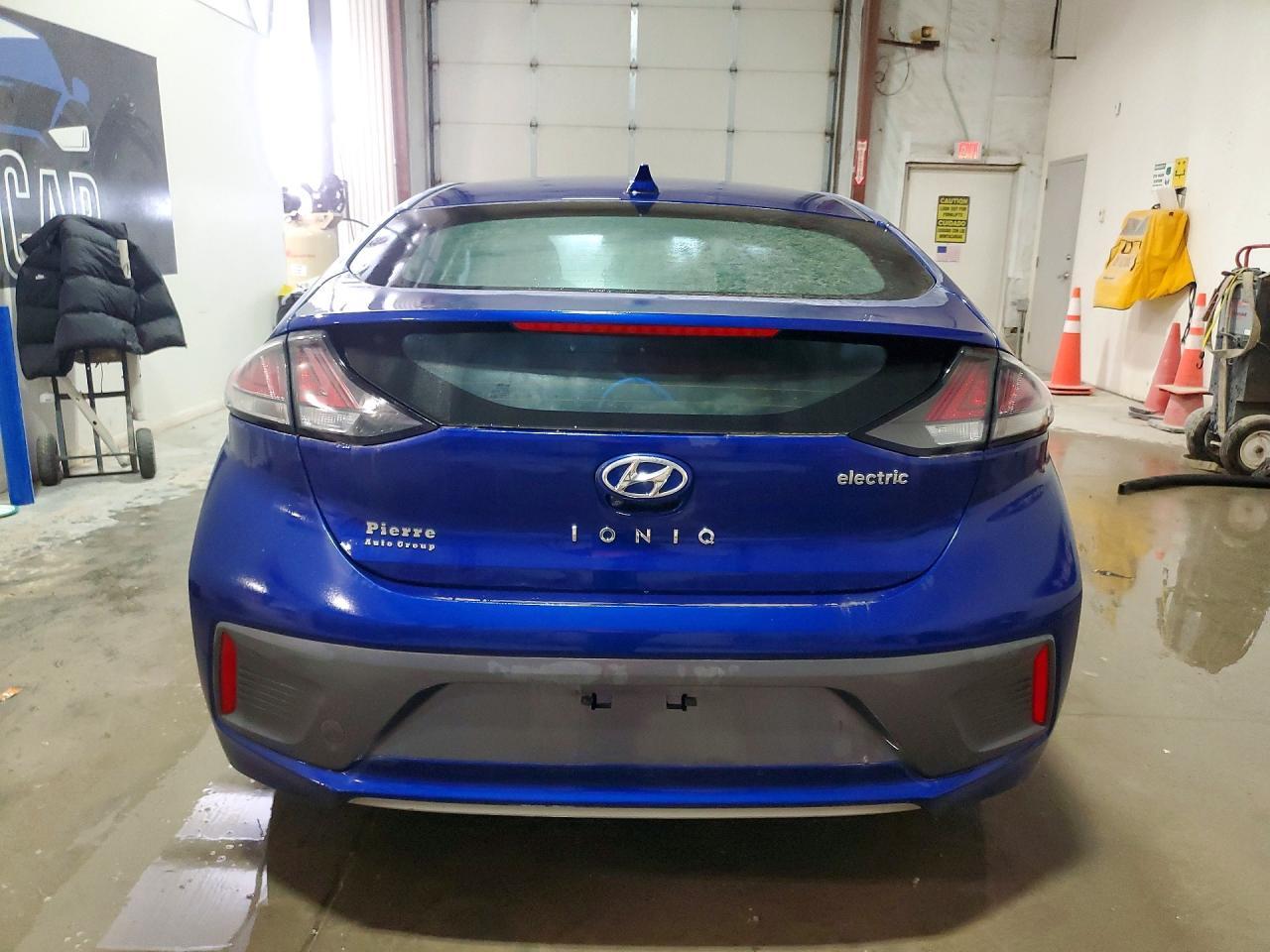 2021 Hyundai Ioniq Se - Image 6