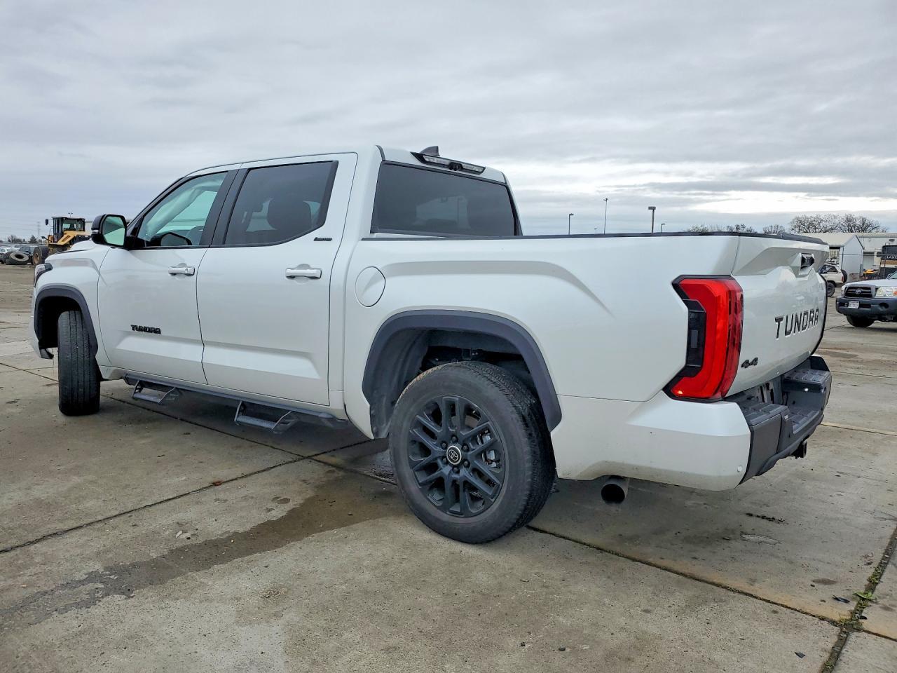 2024 Toyota Tundra Limited Hv - Image 2