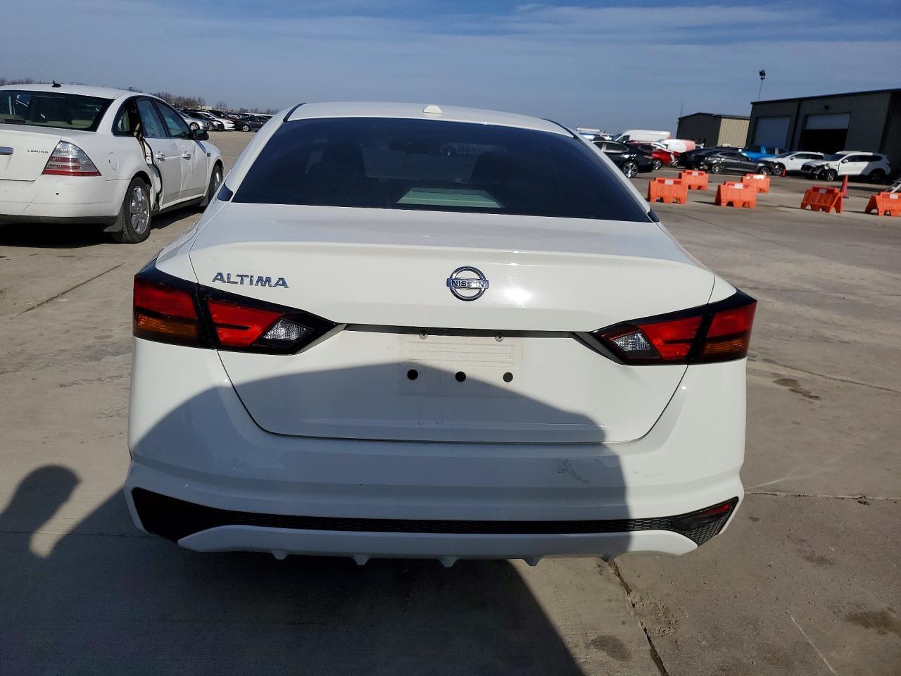 2020 Nissan Altima 2.5 S - Фото 6