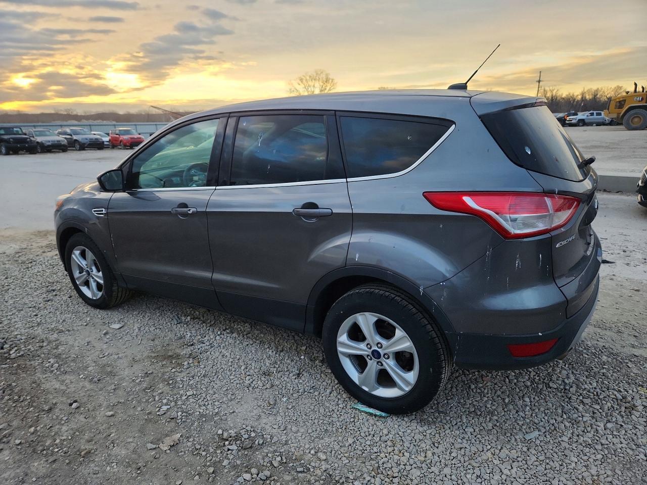 2014 Ford Escape Se - Фото 2