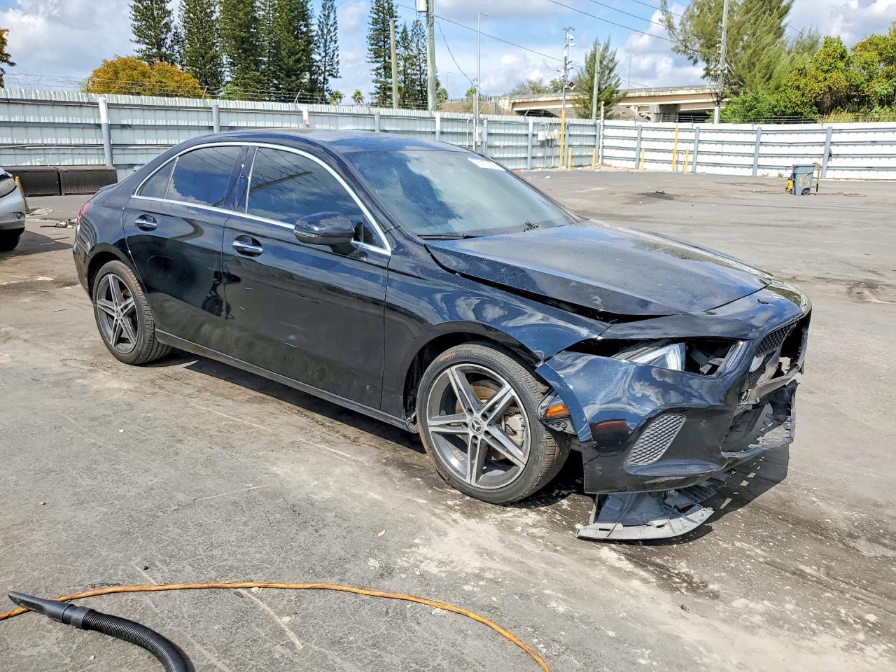 2021 Mercedes-Benz A 220 - Image 4