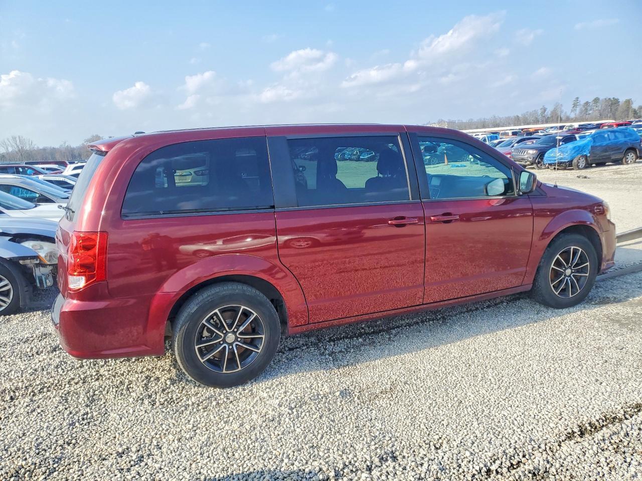2018 Dodge Grand Caravan Se - Фото 3