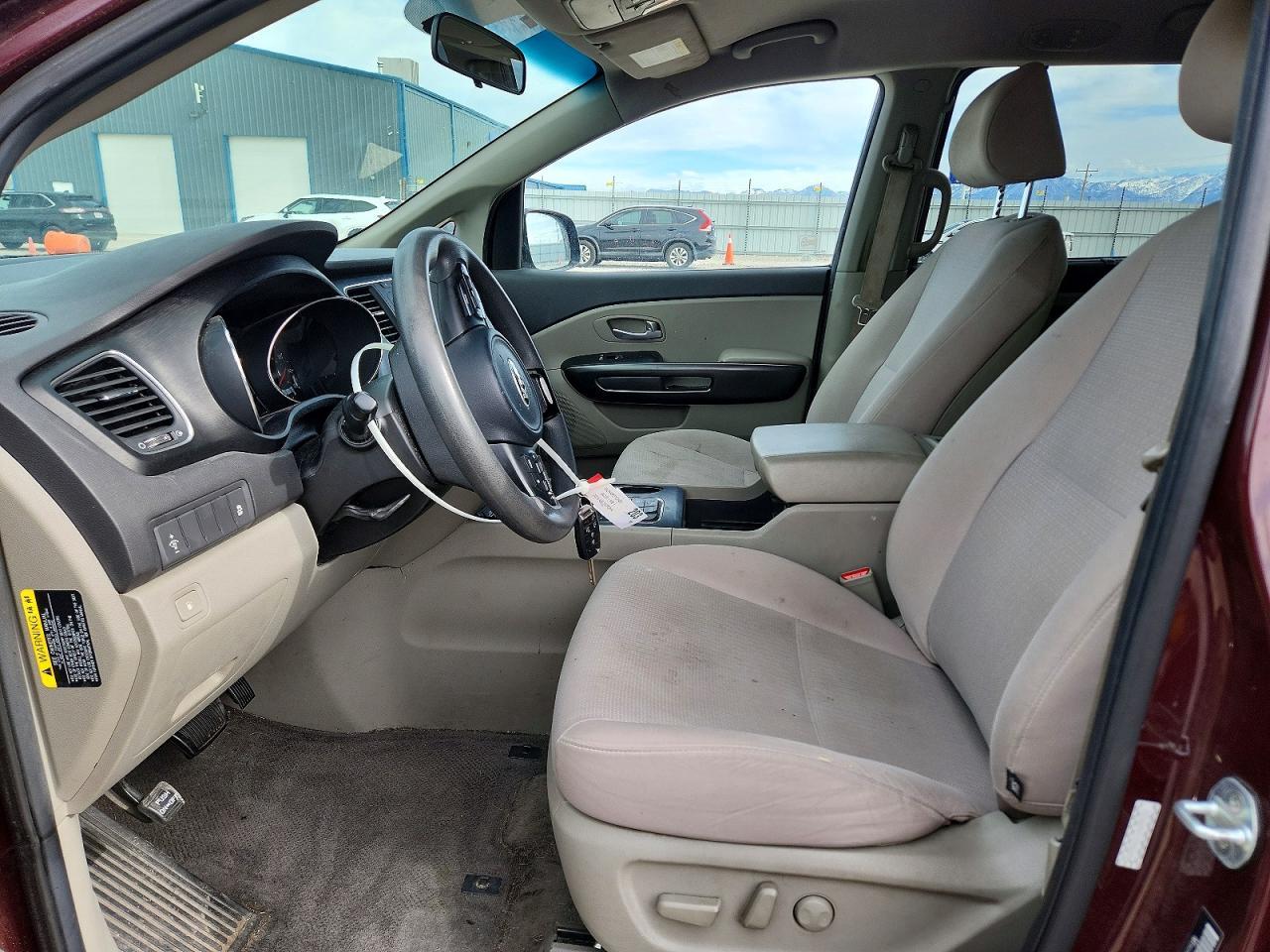 2016 Kia Sedona Lx - Image 7