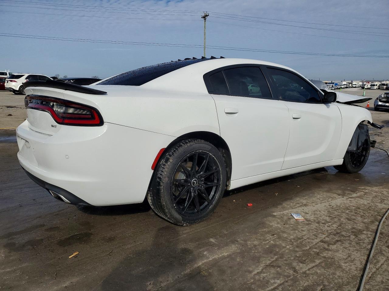 2020 Dodge Charger Sxt - Фото 3