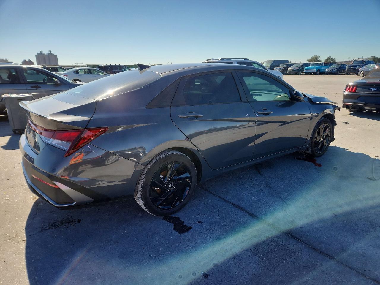 2026 Hyundai Elantra Sel Sport - Фото 3