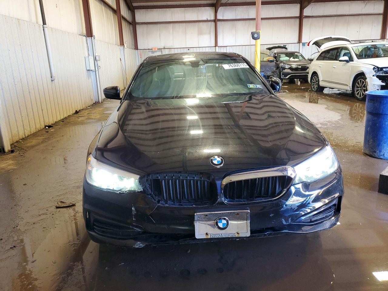 2019 BMW 530 Xi - Фото 5