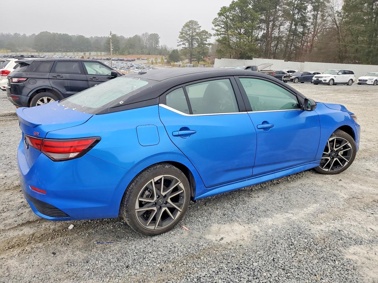 2025 Nissan Sentra Sr - Image 3