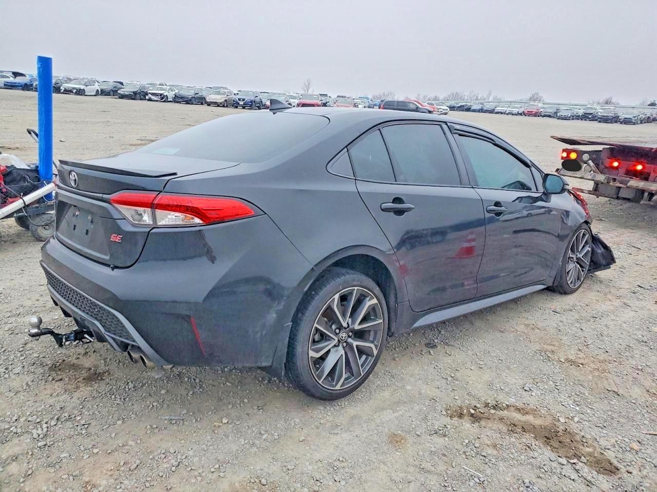 2020 Toyota Corolla Se - Image 3