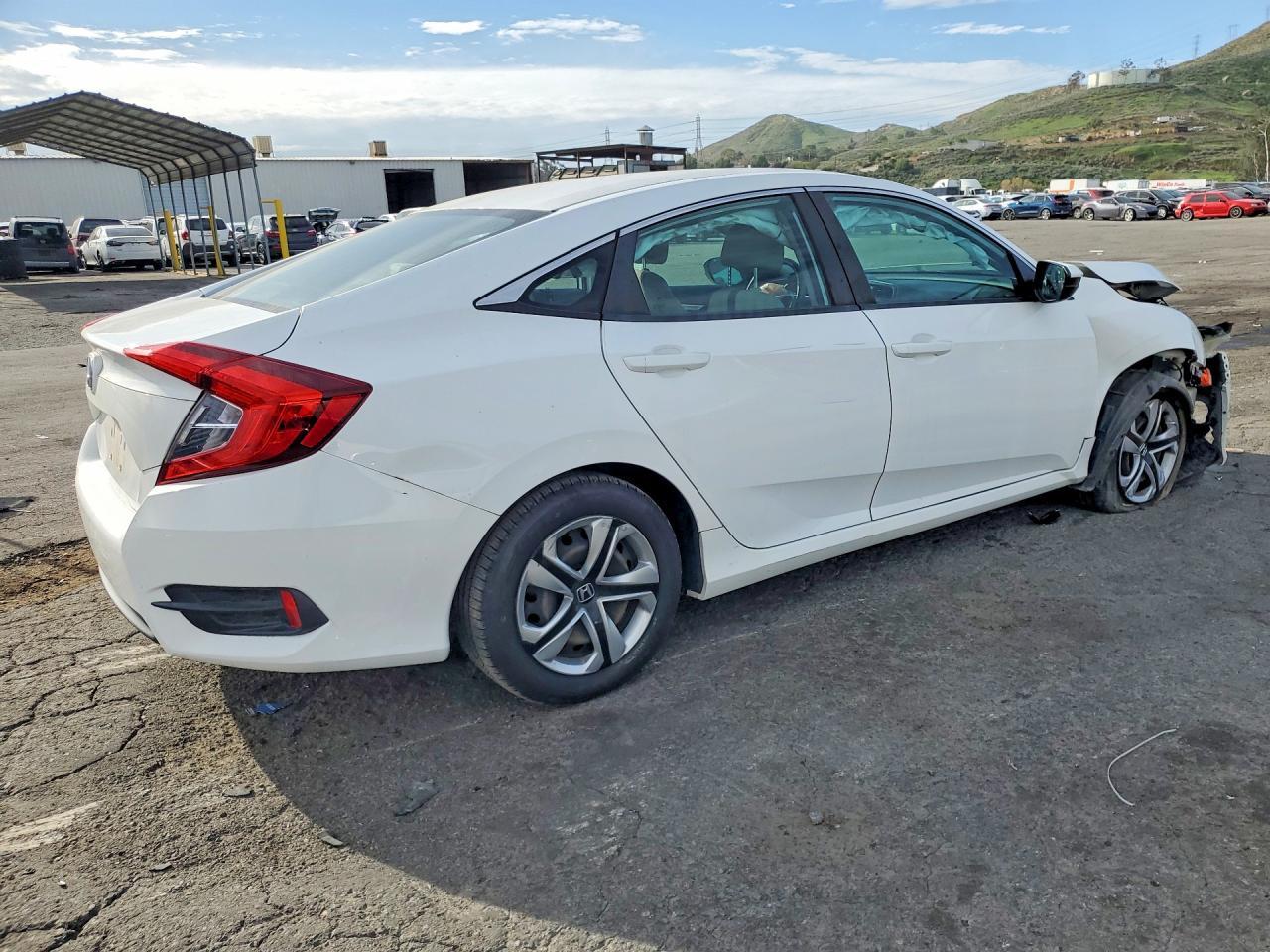 2018 Honda Civic Lx - Фото 3