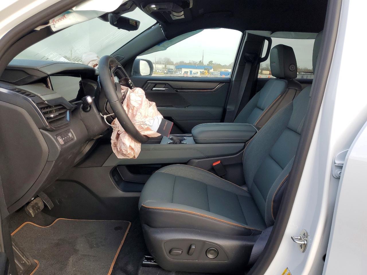 2026 GMC Acadia At4 - Image 7