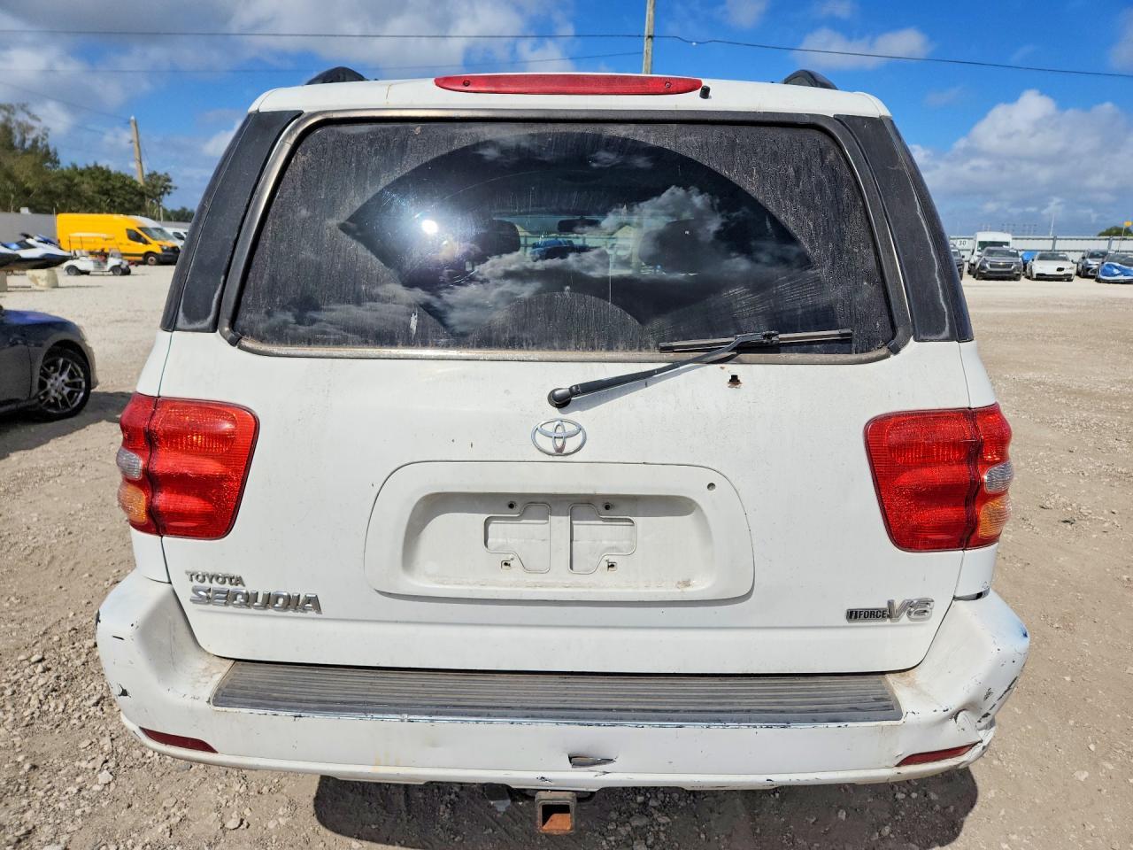 2004 Toyota Sequoia Limited - Image 6