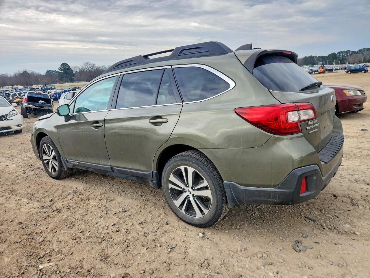 2018 Subaru Outback 3.6R Limited - Фото 2