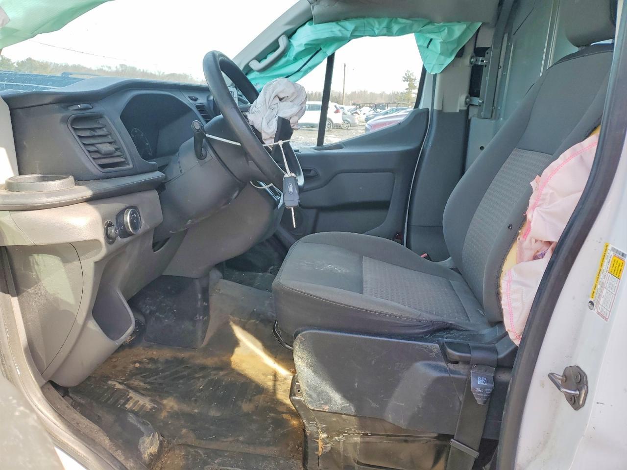 2020 Ford Transit 150 Utility / Service Van - Image 7