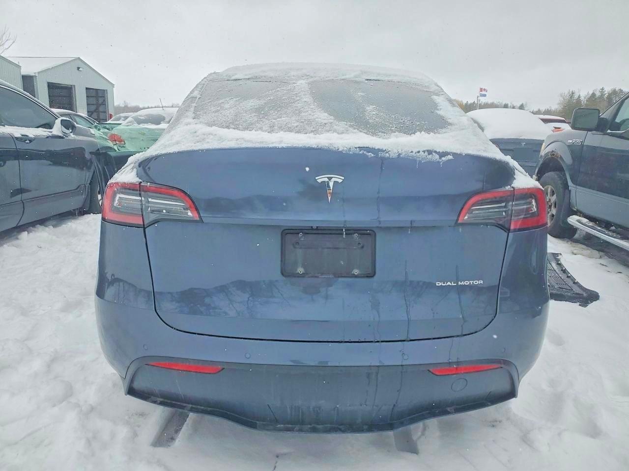 2022 Tesla Model Y - Фото 6