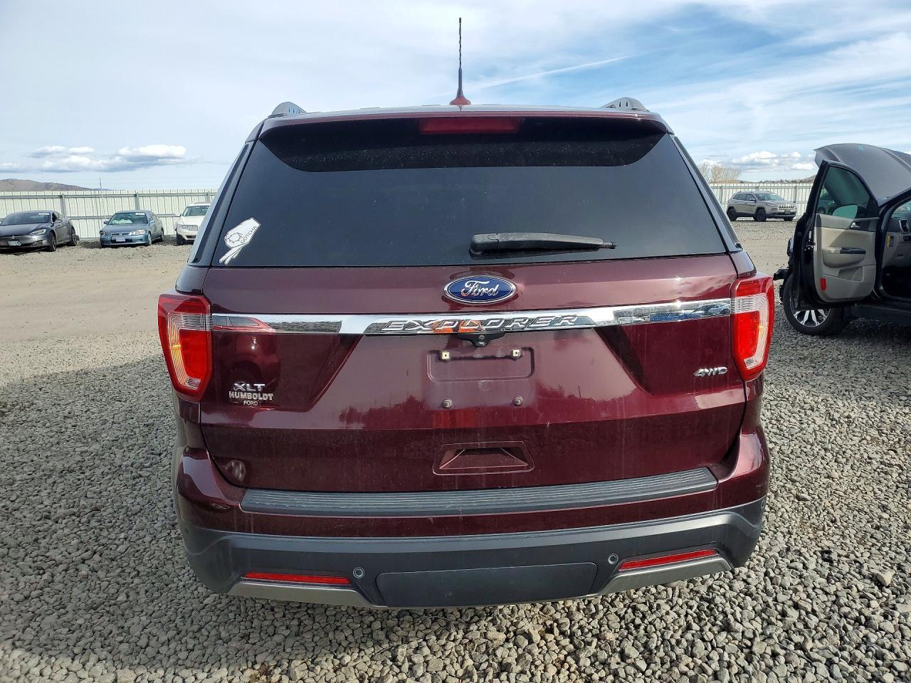 2019 Ford Explorer Xlt - Фото 6