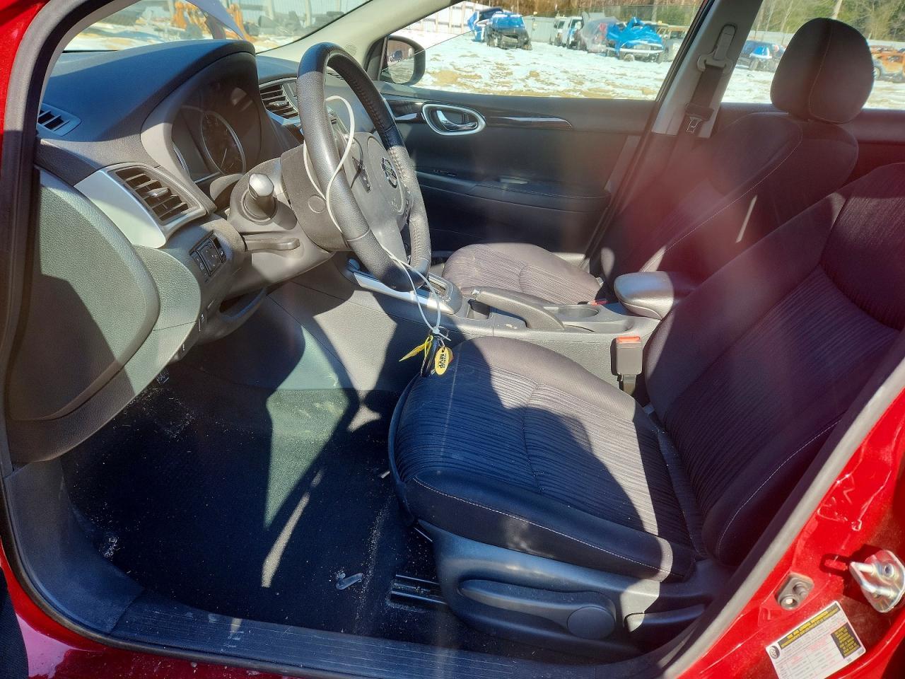 2019 Nissan Sentra S - Image 7