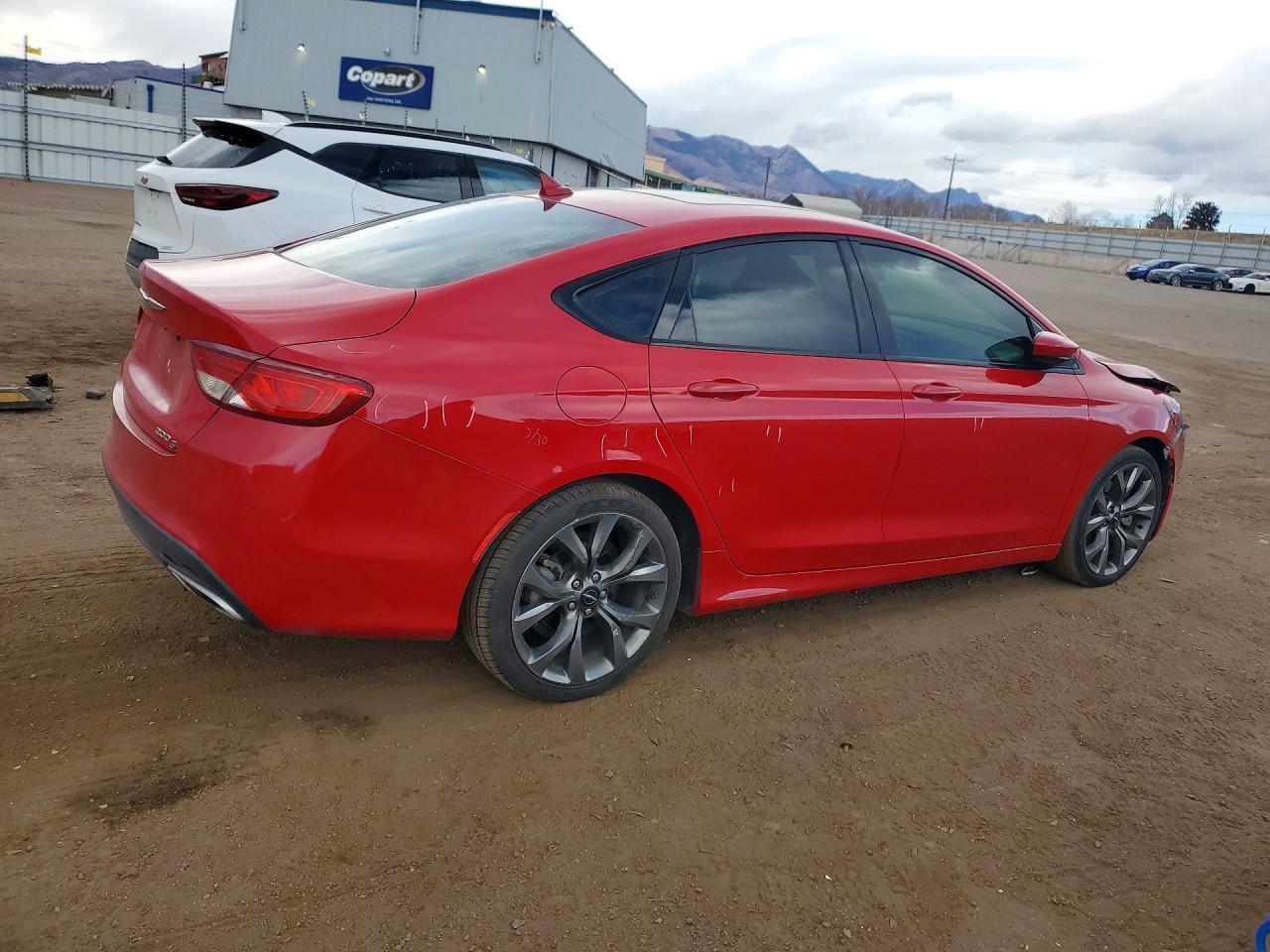 2016 Chrysler 200 S - Image 3