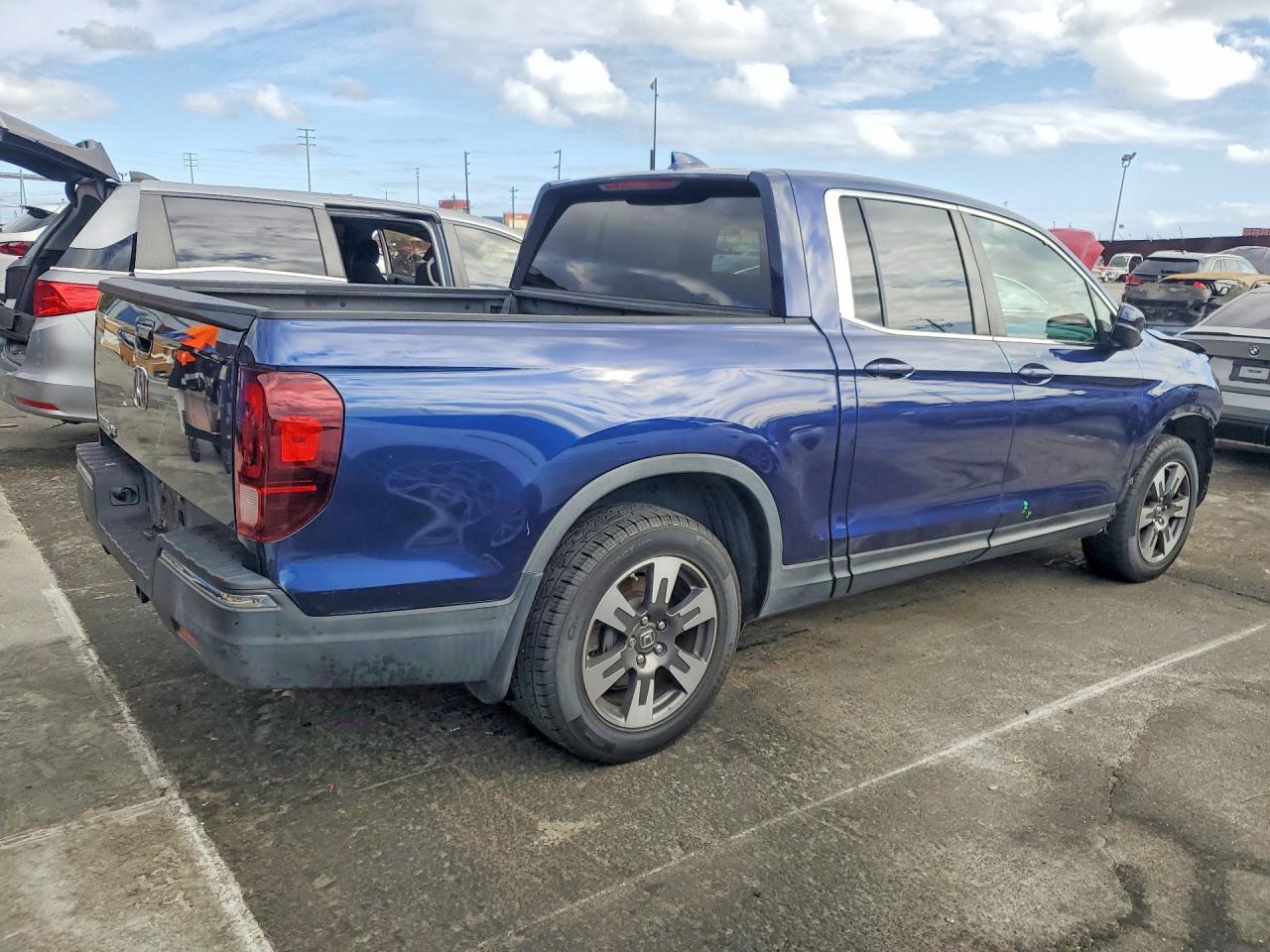 2017 Honda Ridgeline Rtl - Фото 3