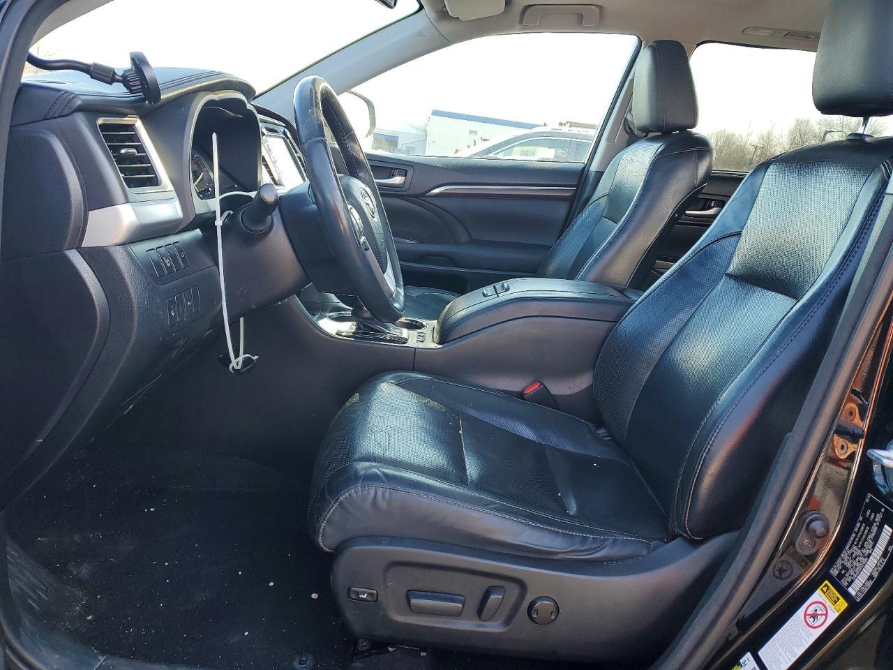 2015 Toyota Highlander Limited - Image 7