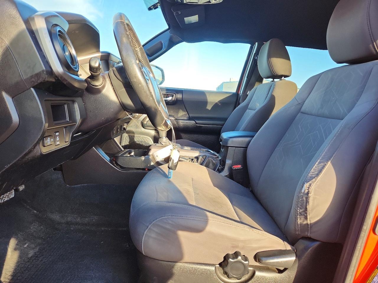 2016 Toyota Tacoma Double Cab - Фото 7