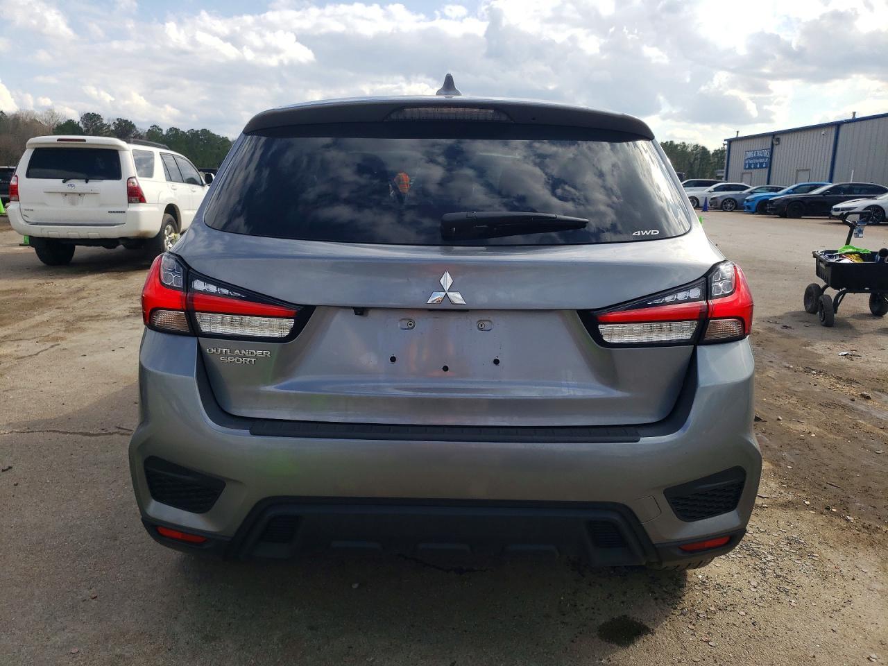 2025 Mitsubishi Outlander Sport S - Image 6