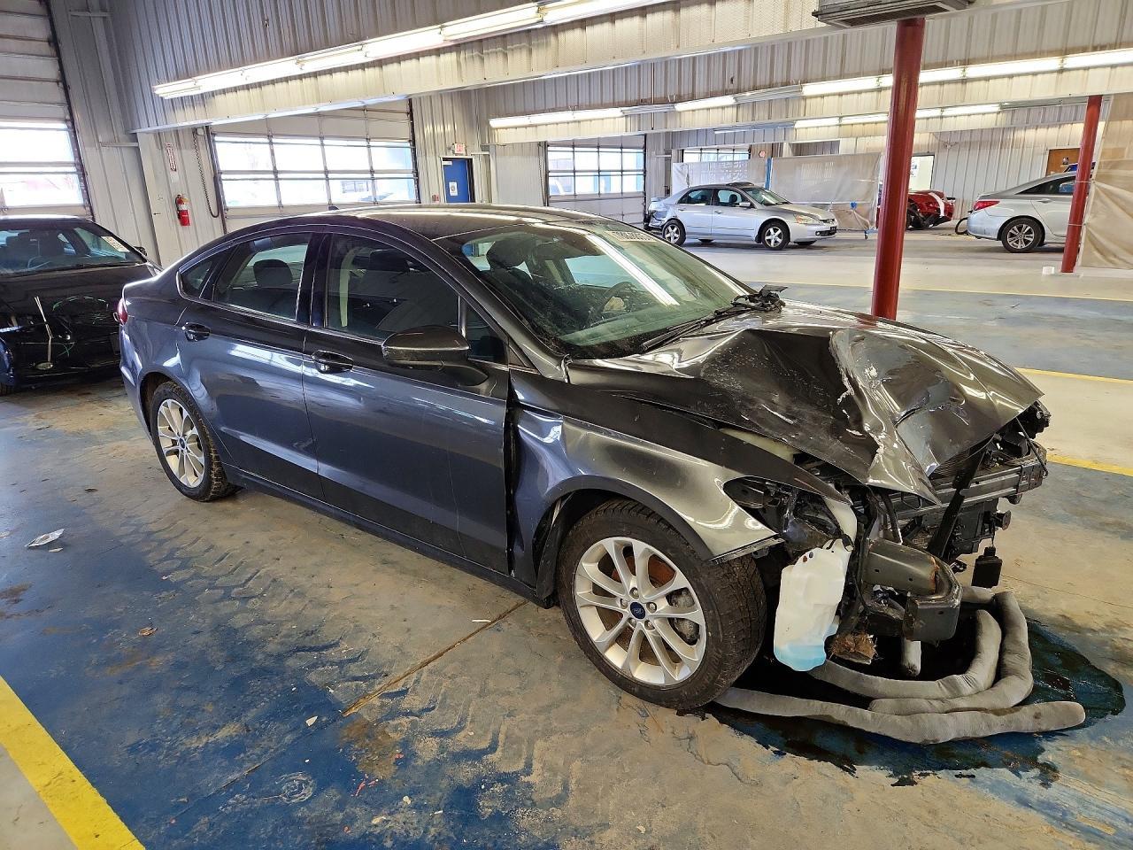 2020 Ford Fusion Hybrid - Image 4