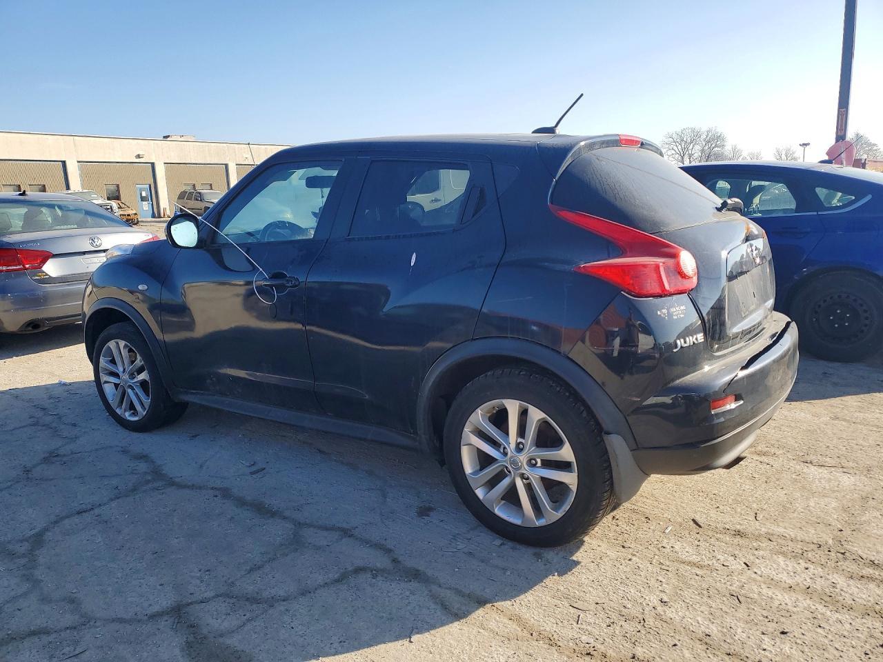 2012 Nissan Juke S - Image 2